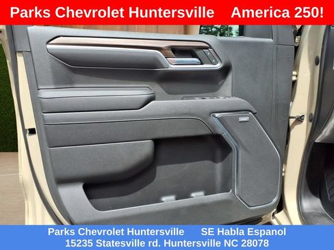 Certified 2022 Chevrolet Silverado 1500 LT Trail Boss w/ LT Trail Boss Premium Package AWD/4WD image 19