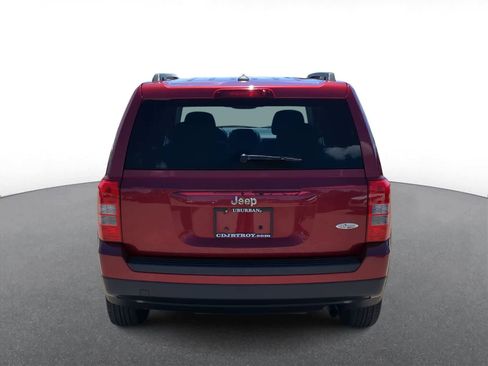 Used 2015 Jeep Patriot High Altitude FWD image 7