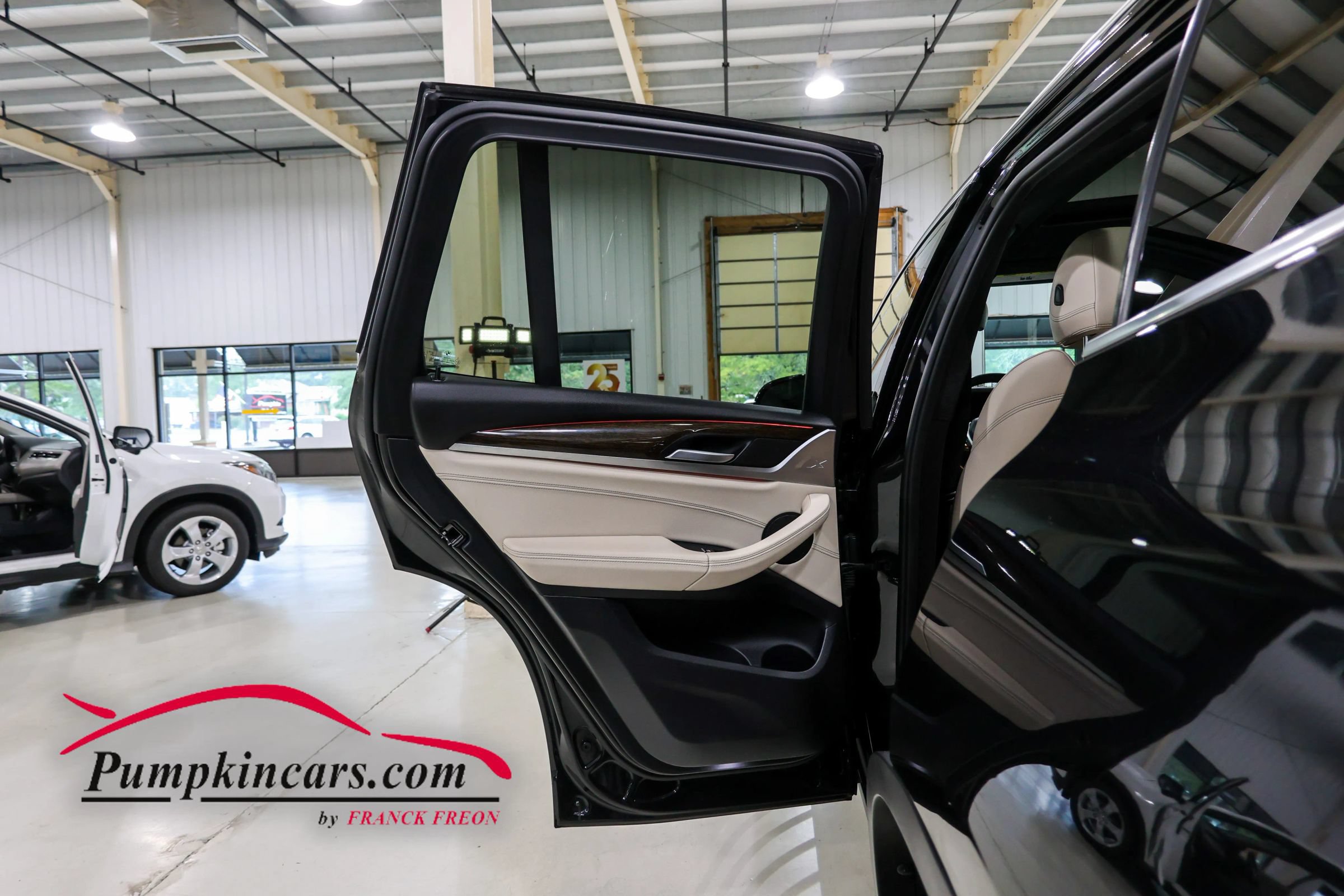 Used 2018 BMW X3 xDrive30i w/ Premium Package AWD/4WD image 19