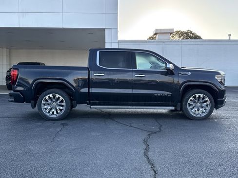 New 2026 GMC Sierra 1500 Denali image 13