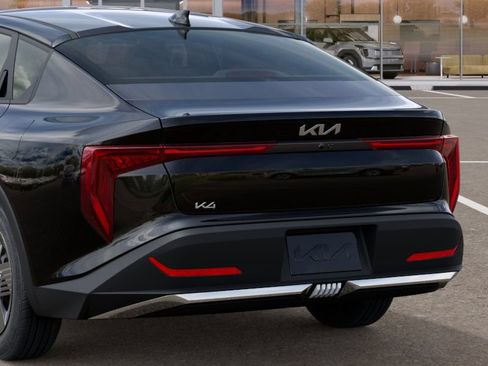 New 2026 Kia K4 FWD image 13