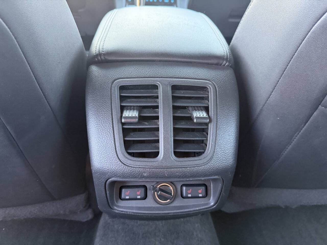 Used 2013 Ford Taurus SHO AWD/4WD image 14