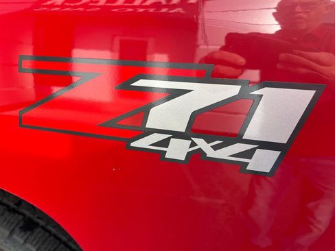 Used 2010 Chevrolet Silverado 1500 LT image 4