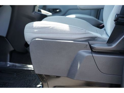 Used 2015 Ford Transit 150 XLT image 15