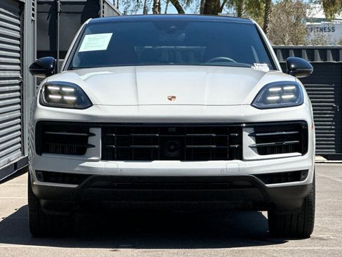 Used 2026 Porsche Cayenne S AWD/4WD image 11