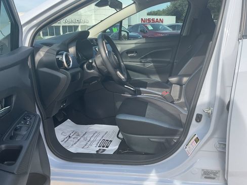 Used 2025 Nissan Versa SV w/ Trunk Package FWD image 8