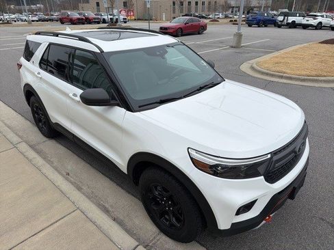 Used 2023 Ford Explorer Timberline image 9