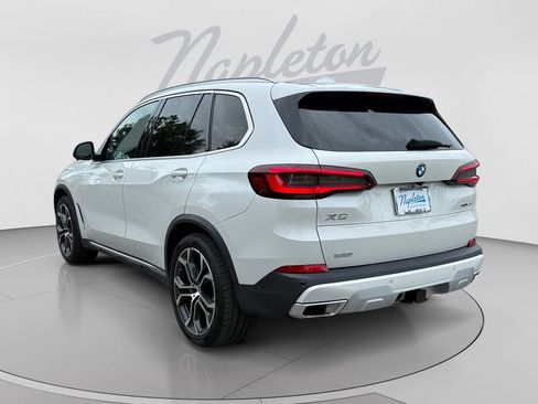 Used 2023 BMW X5 xDrive40i w/ Premium Package AWD/4WD image 3