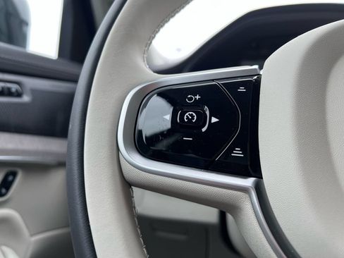 New 2026 Volvo XC90 B6 Ultra w/ Protection Package Premier AWD/4WD image 12