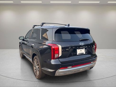 Used 2024 Hyundai Palisade Calligraphy AWD/4WD image 3
