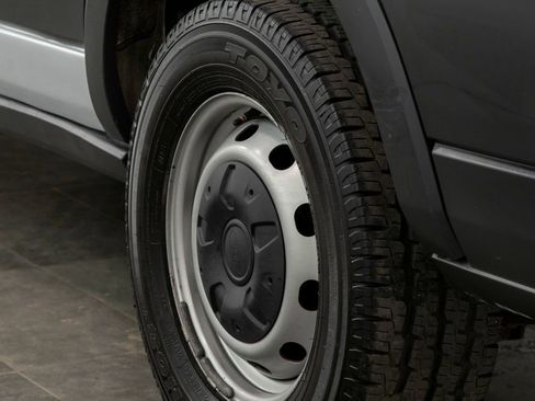 Used 2016 Ford Transit 350 XL image 9