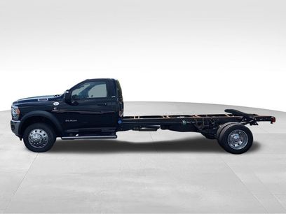 New 2024 RAM 5500 SLT w/ Quick Order Package 2YG SLT