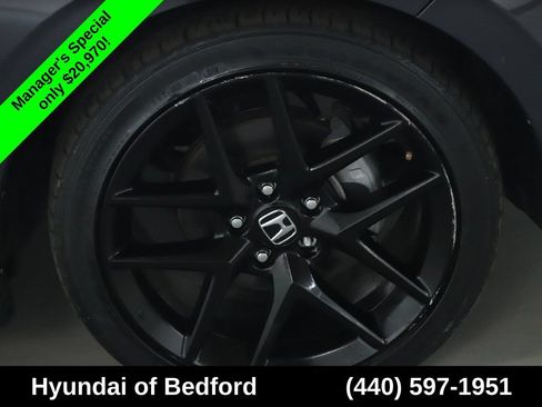 Used 2022 Honda Civic EX-L image 11