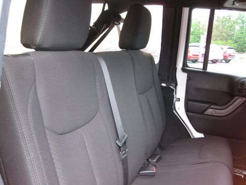 Used 2013 Jeep Wrangler Unlimited Sport AWD/4WD image 29