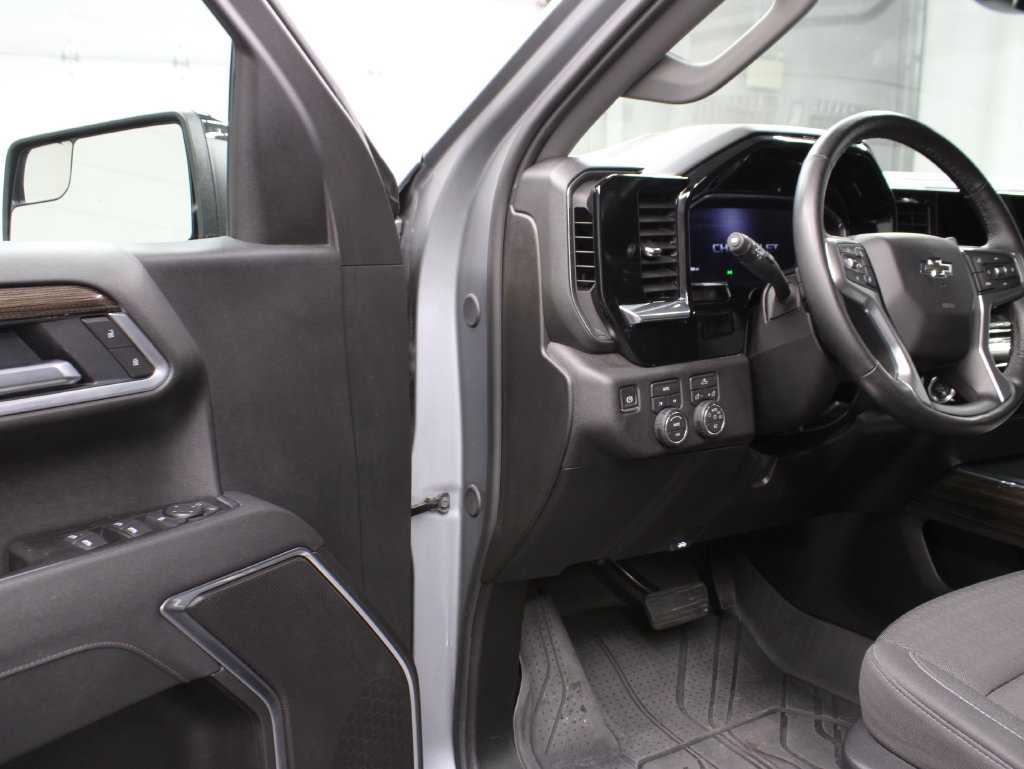 Used 2026 Chevrolet Silverado 1500 RST w/ Rally Edition AWD/4WD image 48