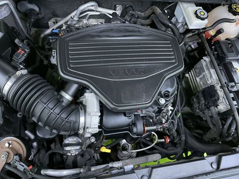 Used 2019 GMC Acadia SLE image 30