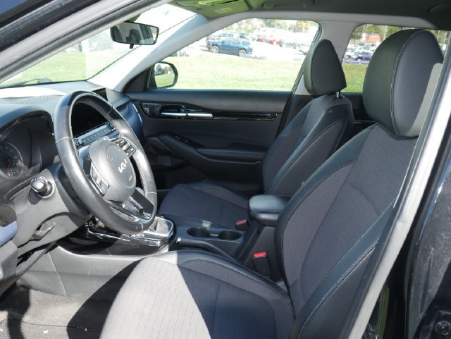 Used 2022 Kia Seltos S AWD/4WD image 3