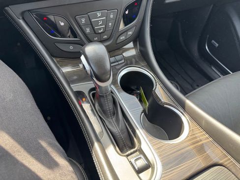 Used 2019 Buick Envision Premium image 22