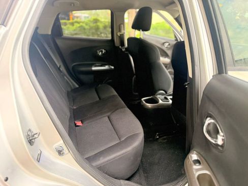 Used 2012 Nissan Juke S image 13