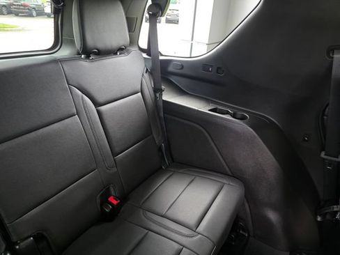 Used 2023 Chevrolet Tahoe LT w/ Luxury Package AWD/4WD image 17