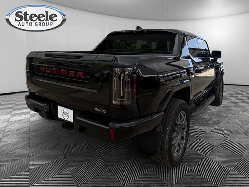 Certified 2025 GMC Hummer EV 3X w/ LPO, Sport Package AWD/4WD image 5