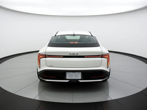 Used 2025 Kia K4 LXS image 7