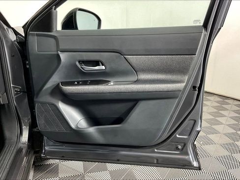 New 2026 Nissan Kicks SV image 24