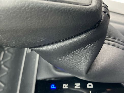 Used 2025 Toyota RAV4 XLE AWD/4WD image 28