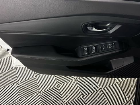 Used 2025 Honda Accord Sport image 24