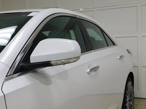 Used 2022 Cadillac CT4 Premium Luxury AWD/4WD image 21