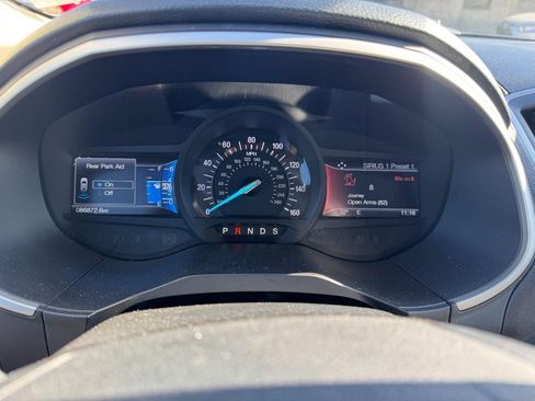 Used 2017 Ford Edge SEL w/ Equipment Group 201A image 24