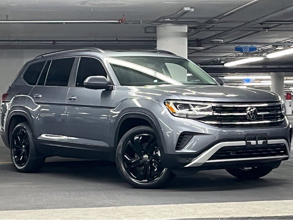 Used 2023 Volkswagen Atlas SE w/ Panoramic Sunroof Package AWD/4WD image 2