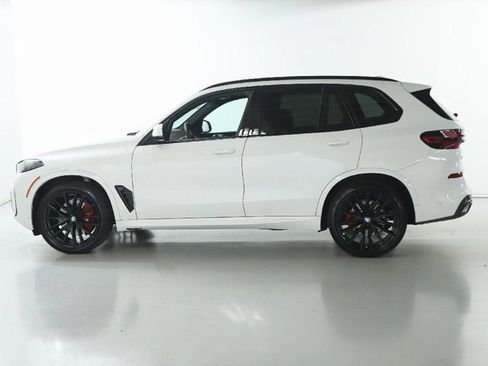 Certified 2024 BMW X5 xDrive40i w/ M Sport Package AWD/4WD image 40
