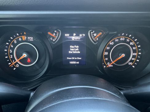 Used 2024 Jeep Gladiator Sport AWD/4WD image 26