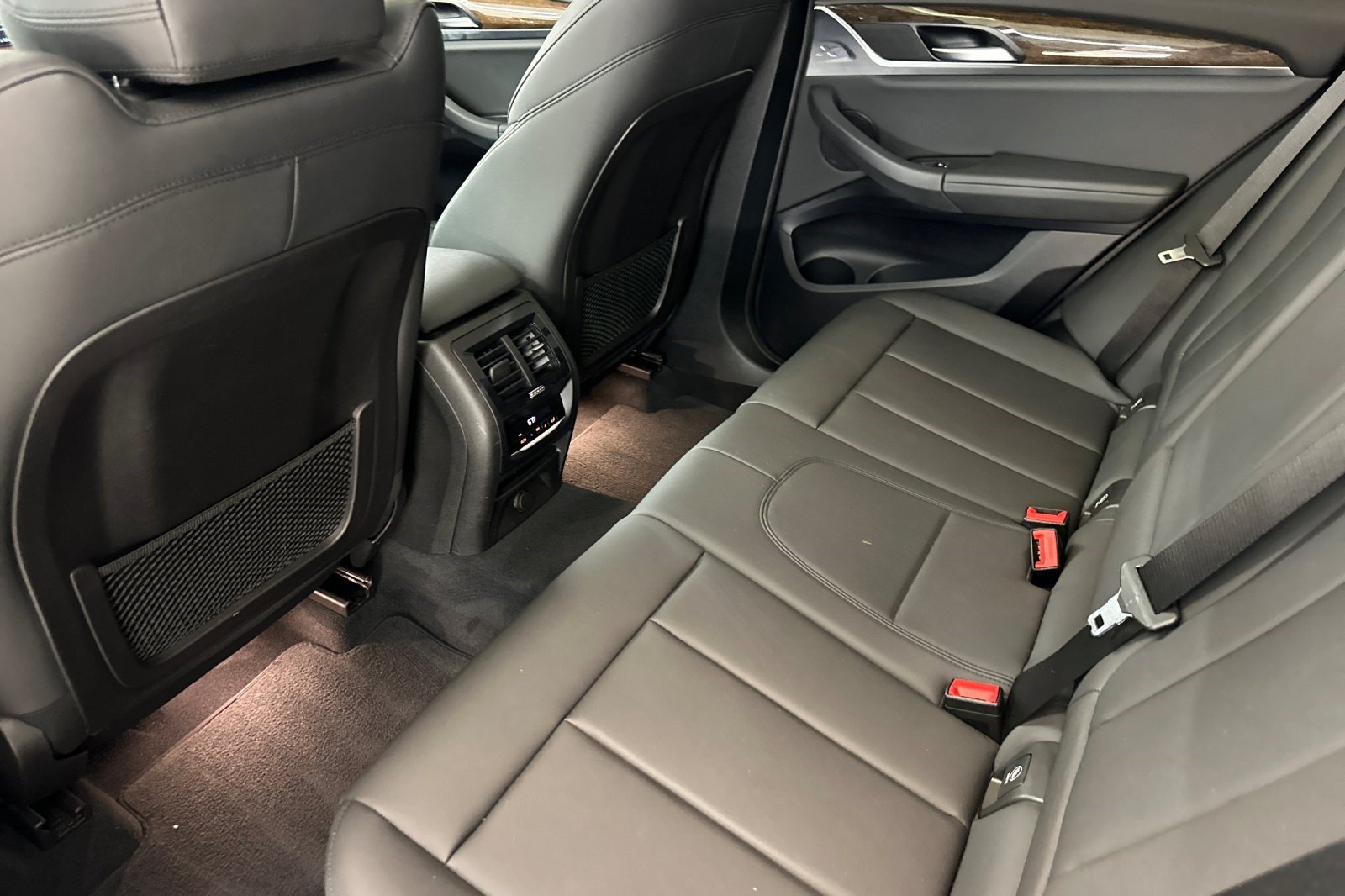 Used 2019 BMW X3 sDrive30i w/ Driving Assistance Package RWD image 30