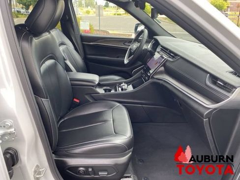 Used 2024 Jeep Grand Cherokee Limited 4xe AWD/4WD image 14