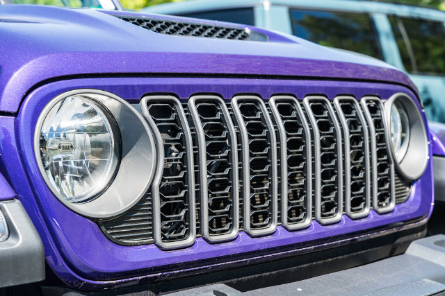 New 2026 Jeep Gladiator Sport AWD/4WD image 23