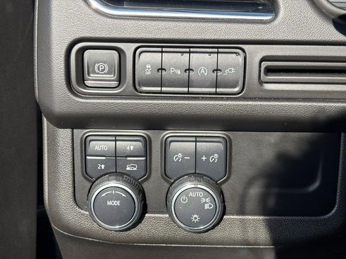 Used 2021 Chevrolet Tahoe LT image 18