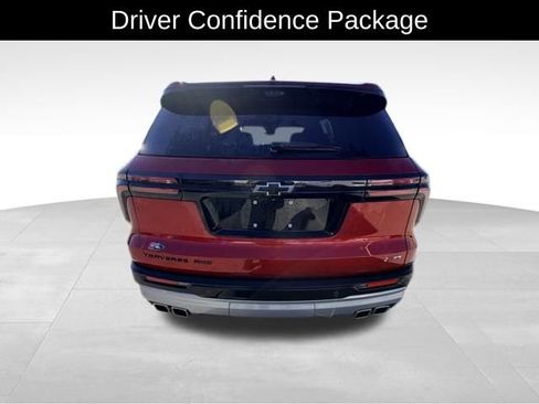 Certified 2025 Chevrolet Traverse Z71 w/ Enhanced Driving Package image 6