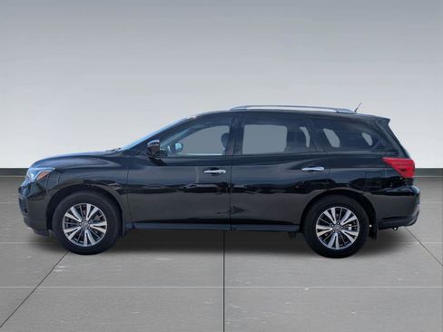 Used 2018 Nissan Pathfinder SL AWD/4WD image 2