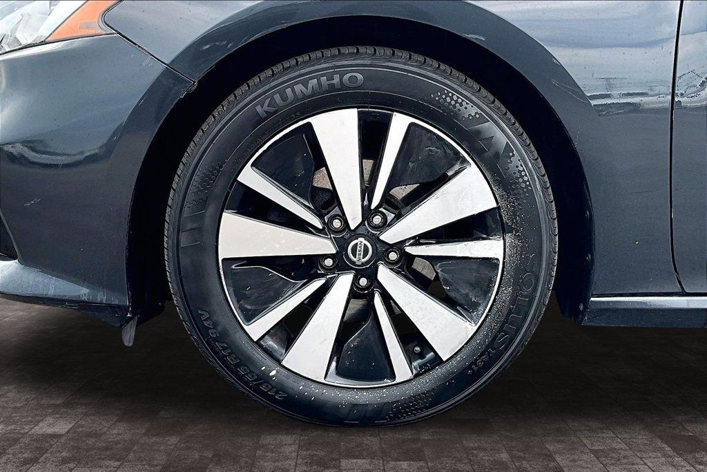 Used 2020 Nissan Altima 2.5 SV FWD image 34