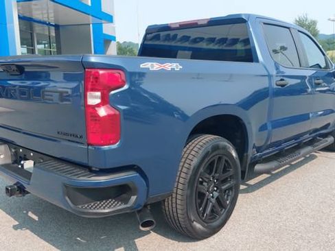 Used 2024 Chevrolet Silverado 1500 Custom AWD/4WD image 3