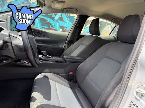 Used 2024 Toyota Prius LE FWD image 13