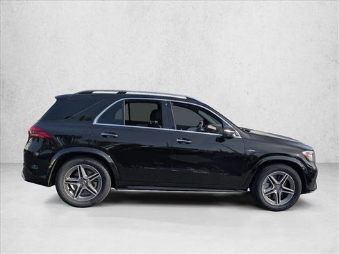 Certified 2025 Mercedes-Benz GLE 53 AMG 4MATIC image 4