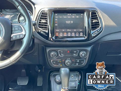 Used 2021 Jeep Compass Limited w/ Sun and Sound Group image 15