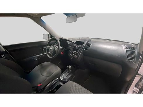 Used 2013 Kia Soul Soul Fwd image 17