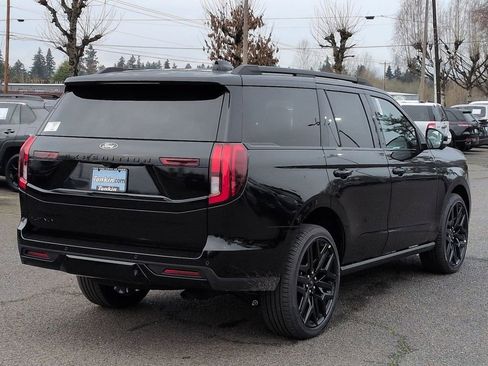 New 2026 Ford Expedition Platinum w/ Stealth Performance Package image 5