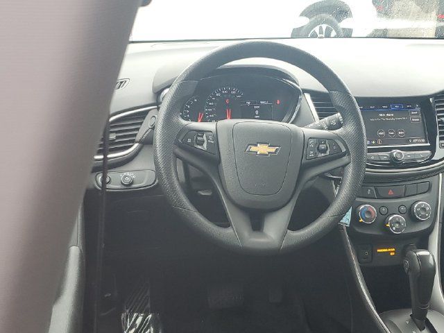Used 2020 Chevrolet Trax LS w/ Tint and Cruise Package FWD image 10