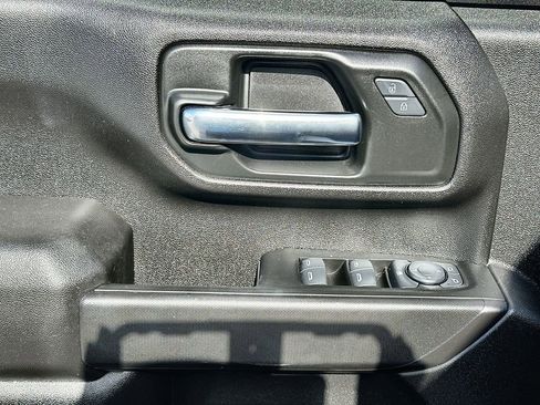 Certified 2024 Chevrolet Silverado 2500 Custom image 23