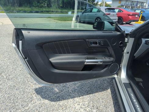 Used 2016 Ford Mustang GT Premium w/ Enhanced Security Package RWD image 14